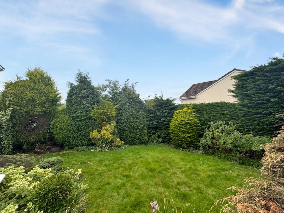 Underwood close, Callow Hill B97