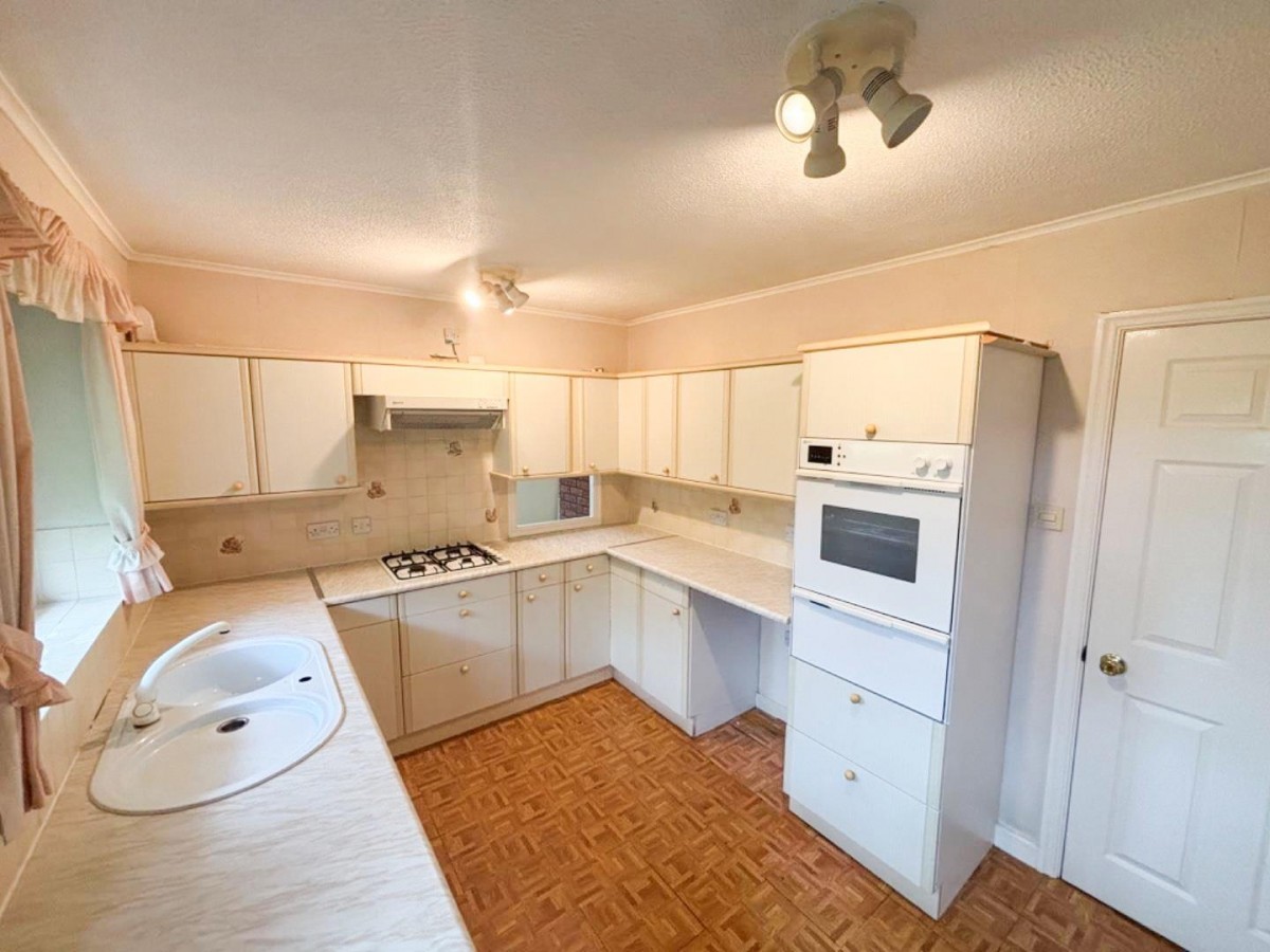 Underwood close, Callow Hill B97