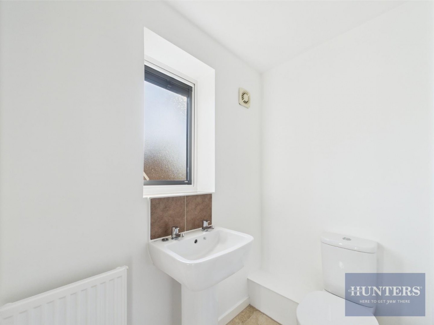 Sapphire Road, Bishops Cleeve, Cheltenham