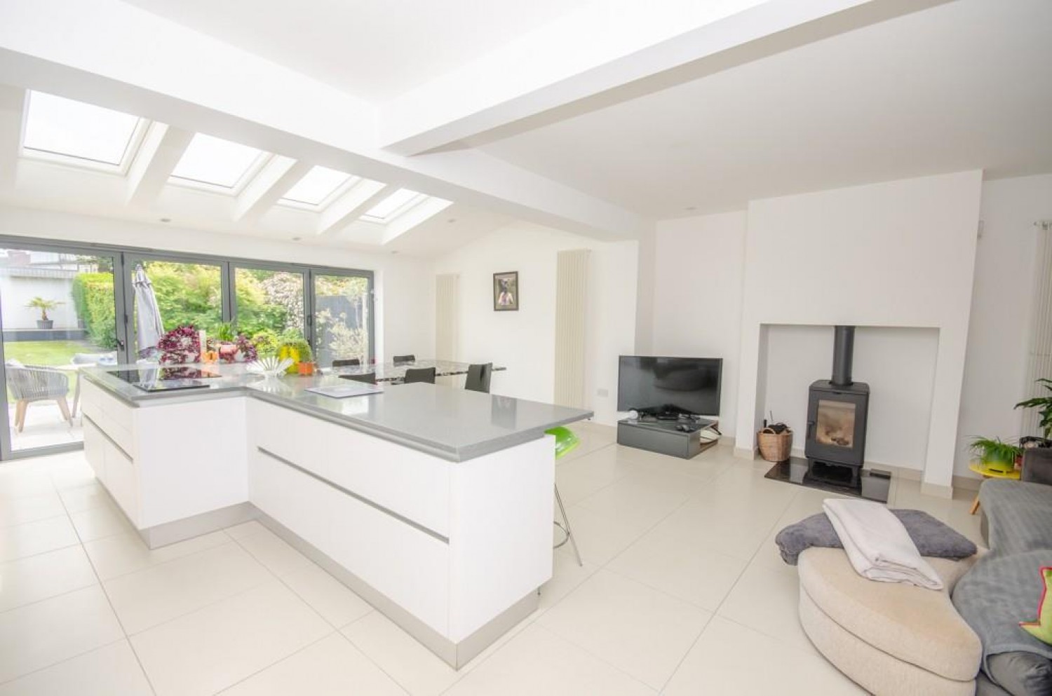 Cleeve Park Road, Downend, Bristol, BS16 6DN