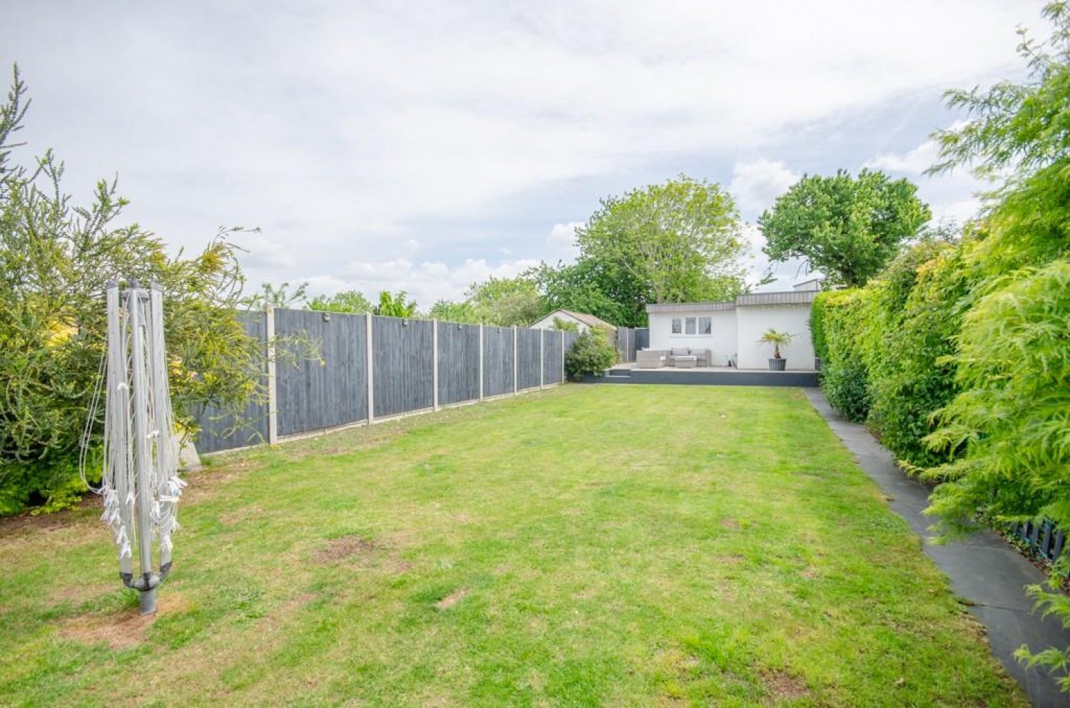 Cleeve Park Road, Downend, Bristol, BS16 6DN