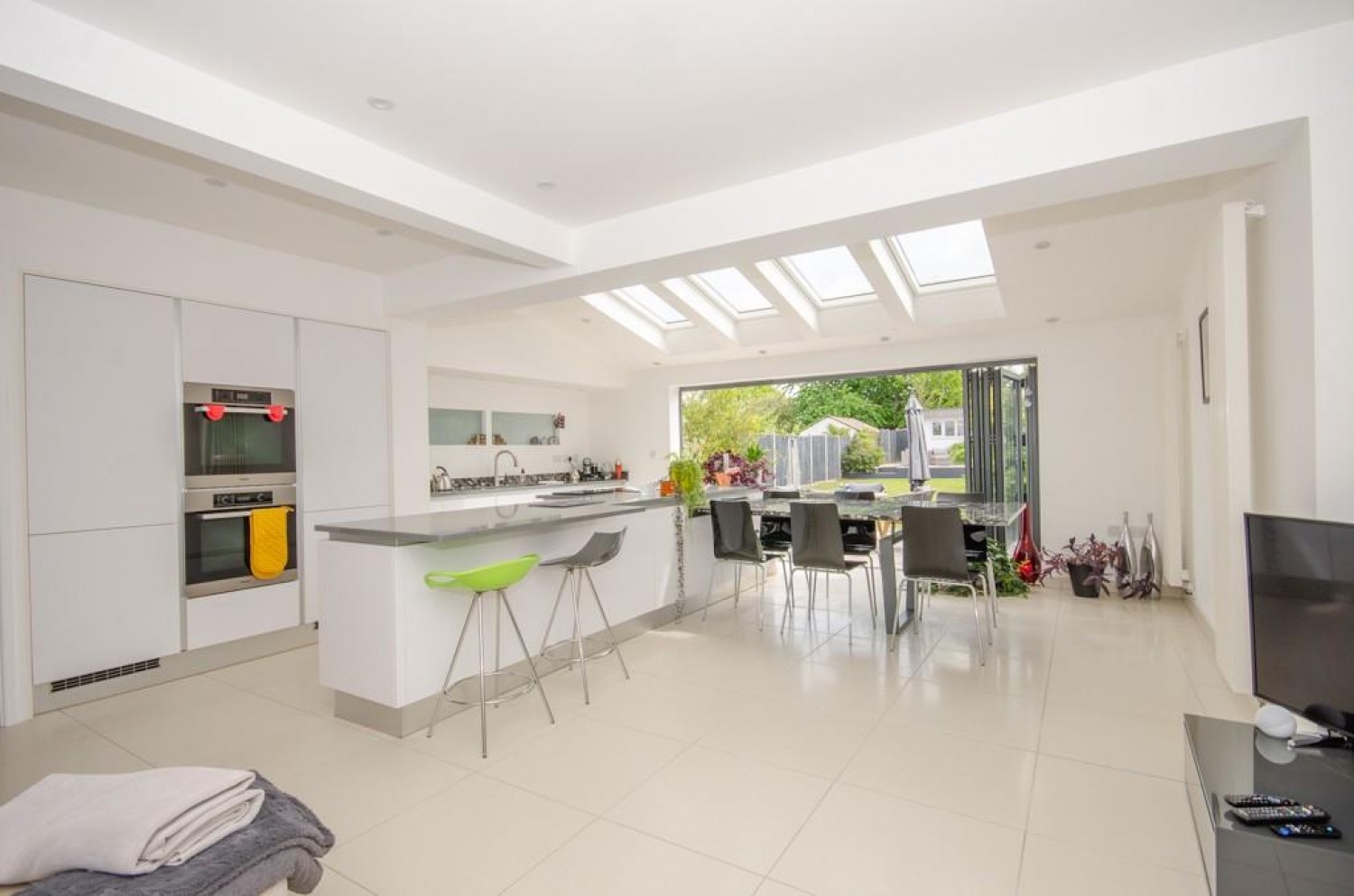 Cleeve Park Road, Downend, Bristol, BS16 6DN