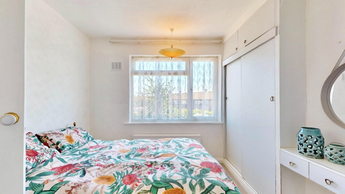 Stanley Avenue, Dagenham, RM8