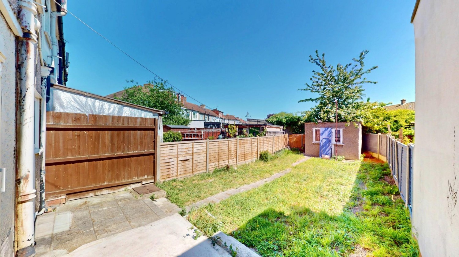 Stanley Avenue, Dagenham, RM8