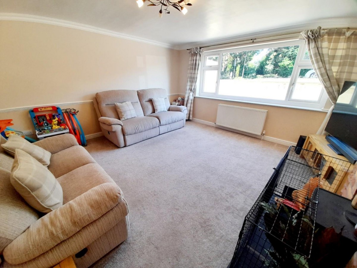 High Street, Blyton, Gainsborough, DN21 3JX