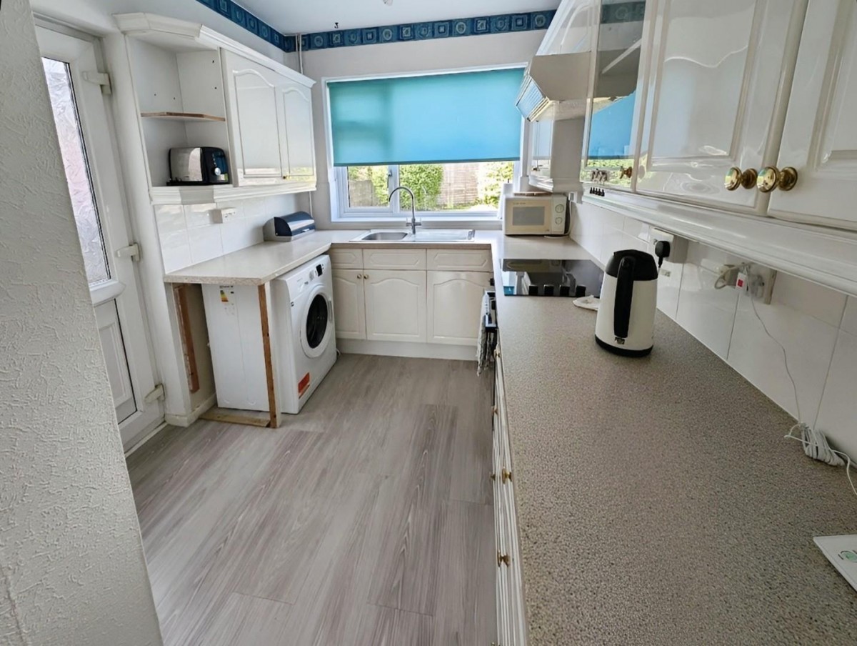 Woodend Road, Coalpit Heath, BS36 2LH