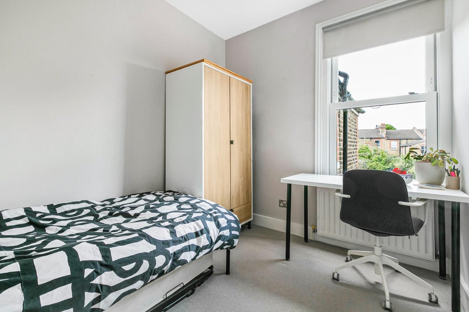 Brockley Rise, London, SE23 1NL