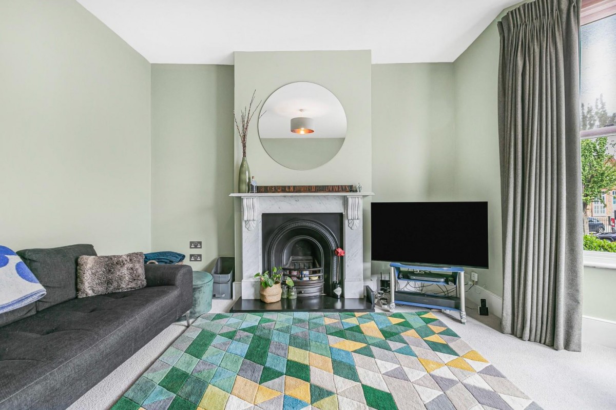 Brockley Rise, London, SE23 1NL