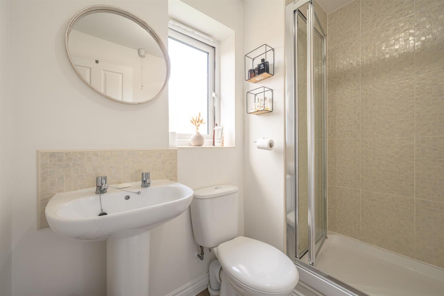 Pullman Drive, Kingswinford, DY6 7BE