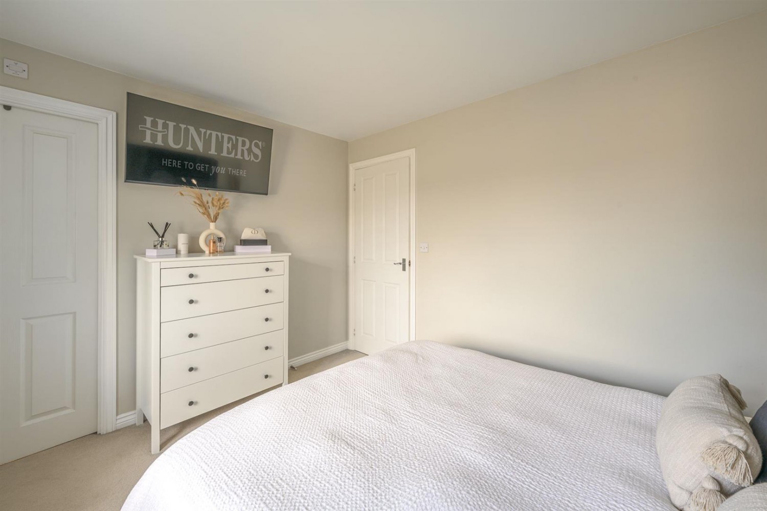 Pullman Drive, Kingswinford, DY6 7BE