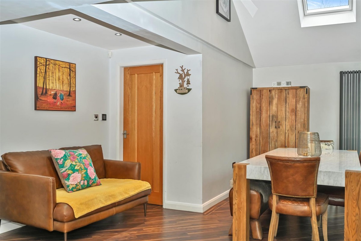 Greenhills, Rawdon, Leeds
