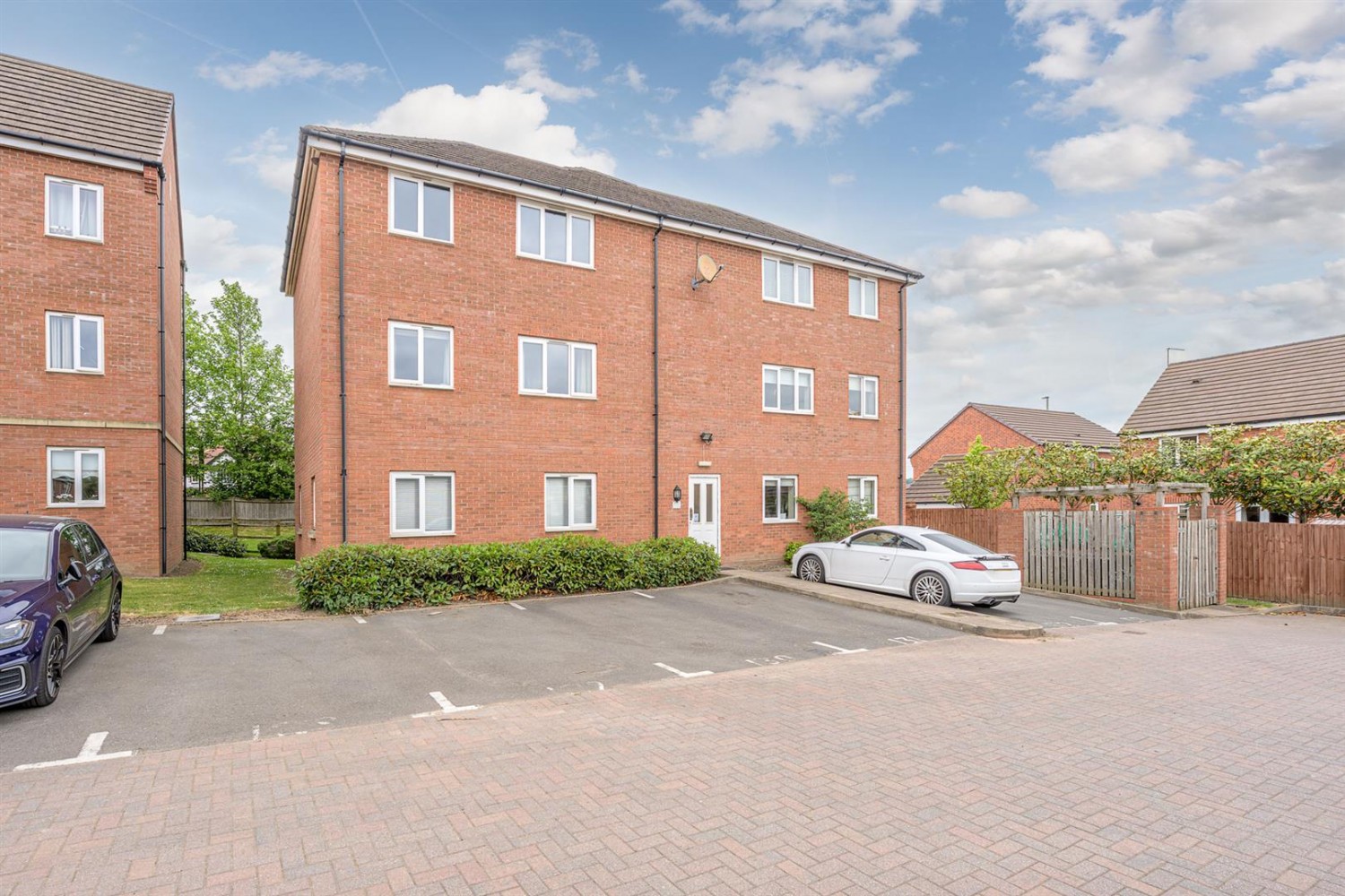 Halt Mews, Kingswinford, DY6 7BF