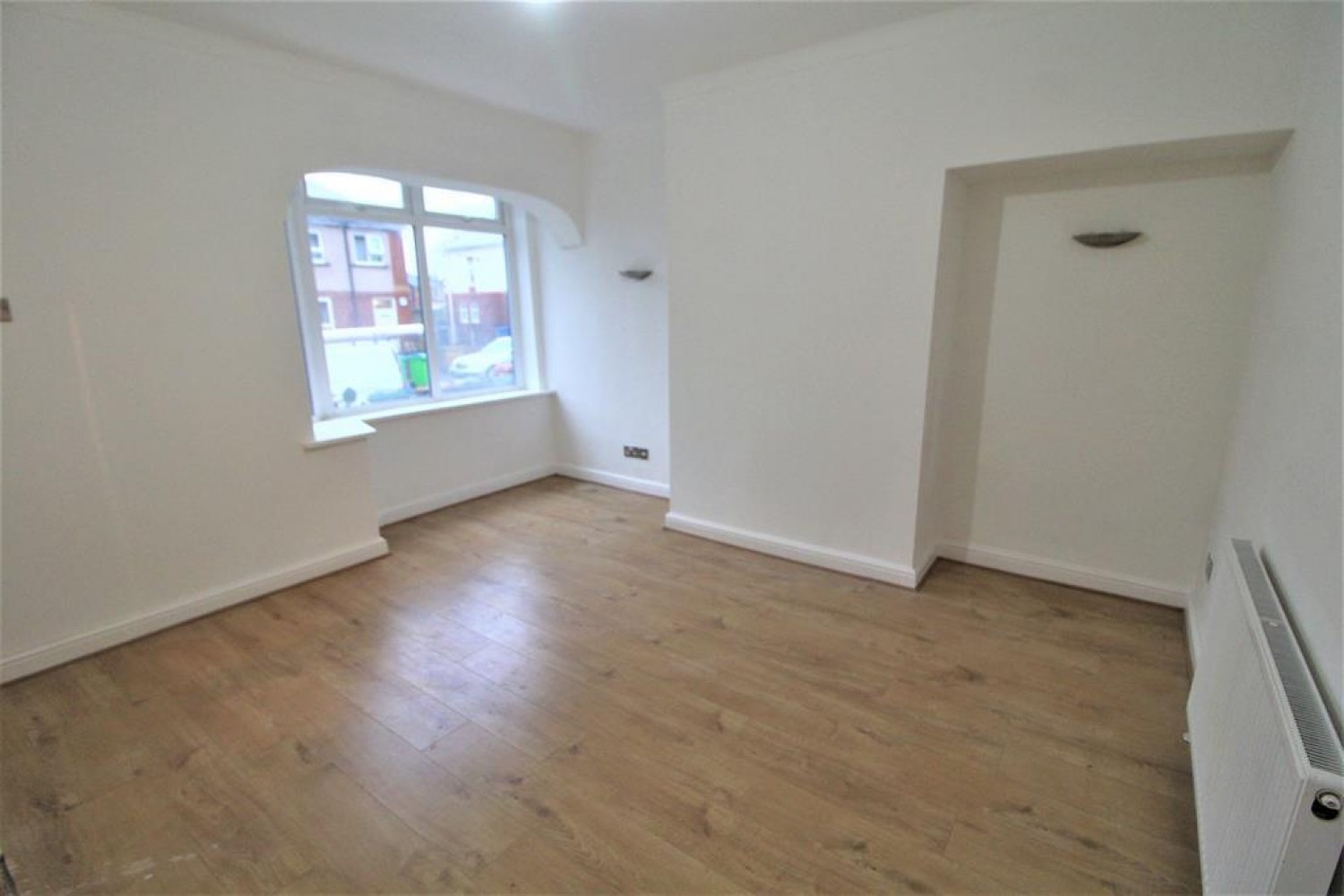 Valley Road, Middleton, Manchester, M24 2ND