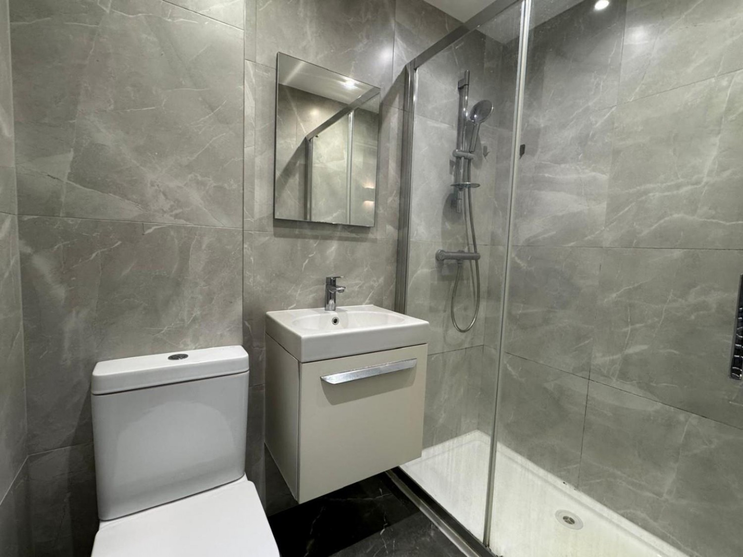 Chamberlayne Avenue, Wembley, Middlesex, HA9 8SS