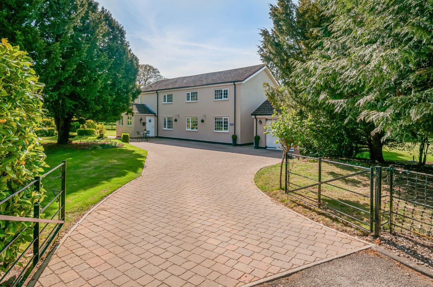 Lilac Cottage, Redwood Drive, Brandesburton, YO25 8UH