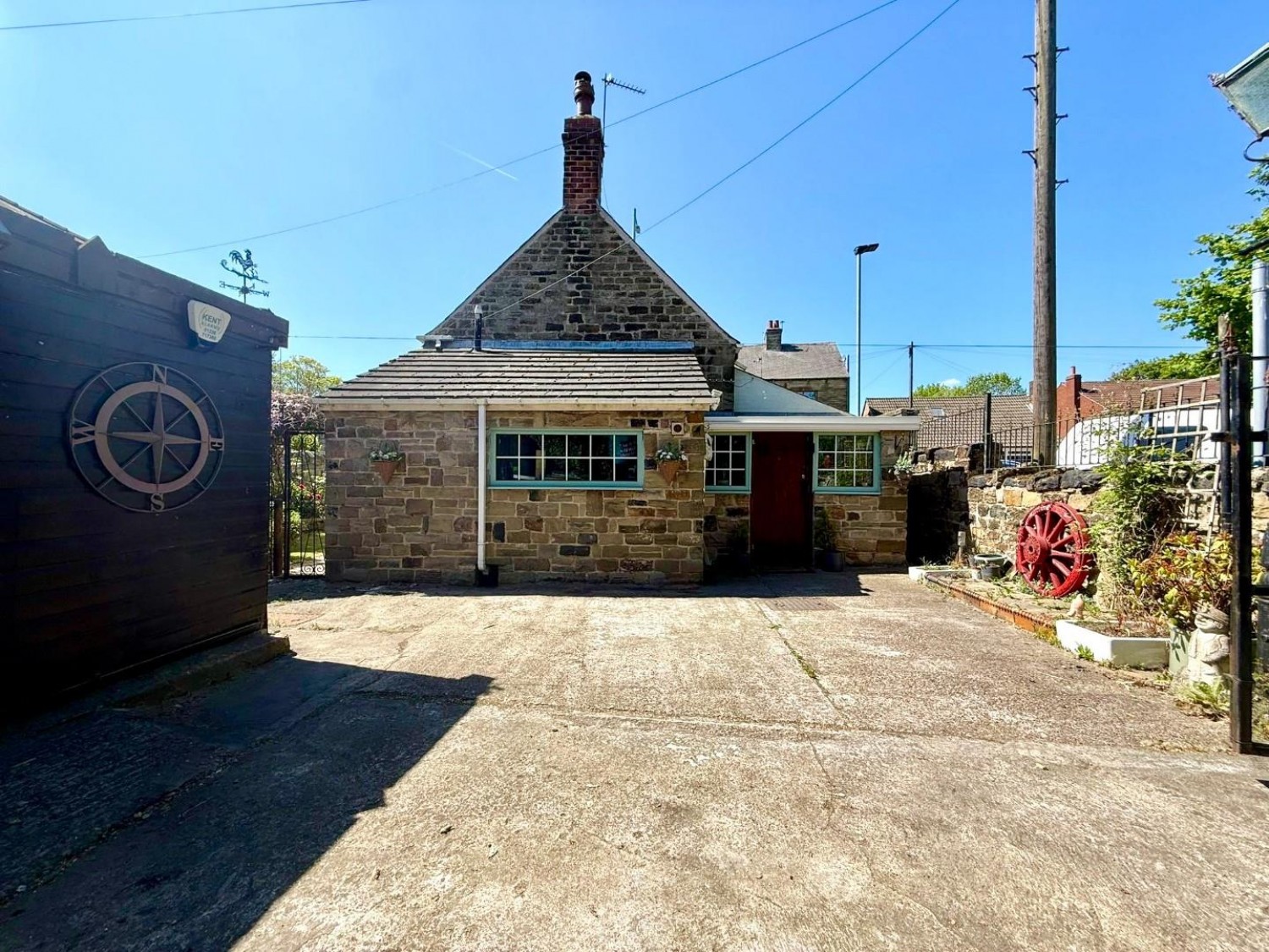 Royston Lane, Barnsley, S71 3EW
