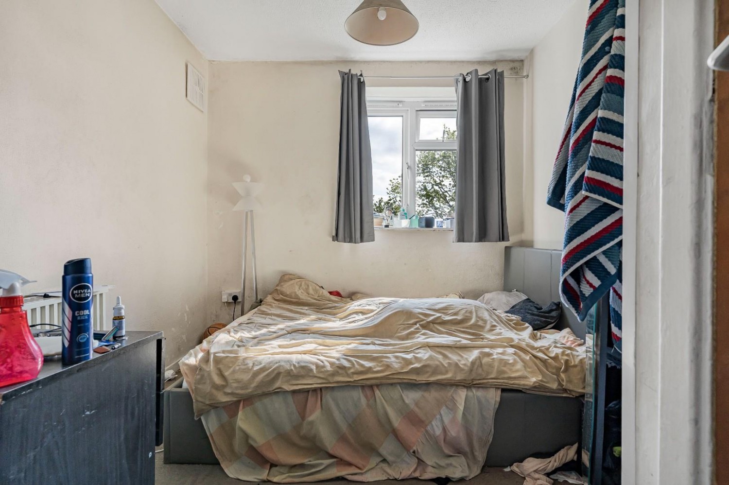 Crescent Wood Road, London