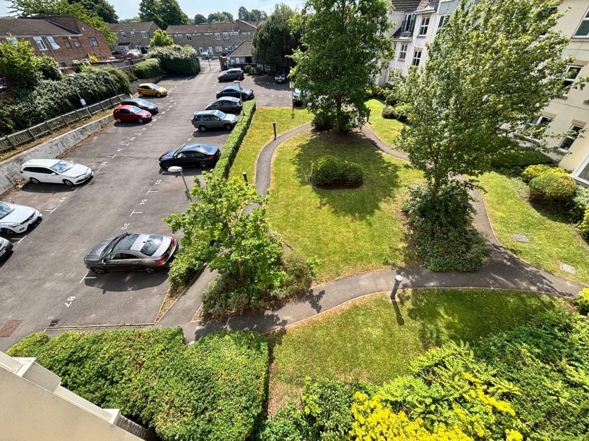 Maytrees, Fishponds Road, Bristol BS5 6SB