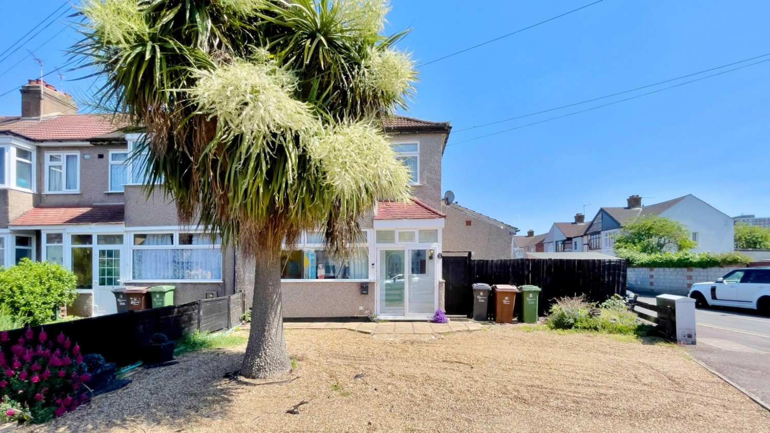 Grosvenor Road, Dagenham, RM8