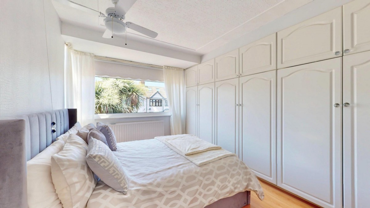 Grosvenor Road, Dagenham, RM8