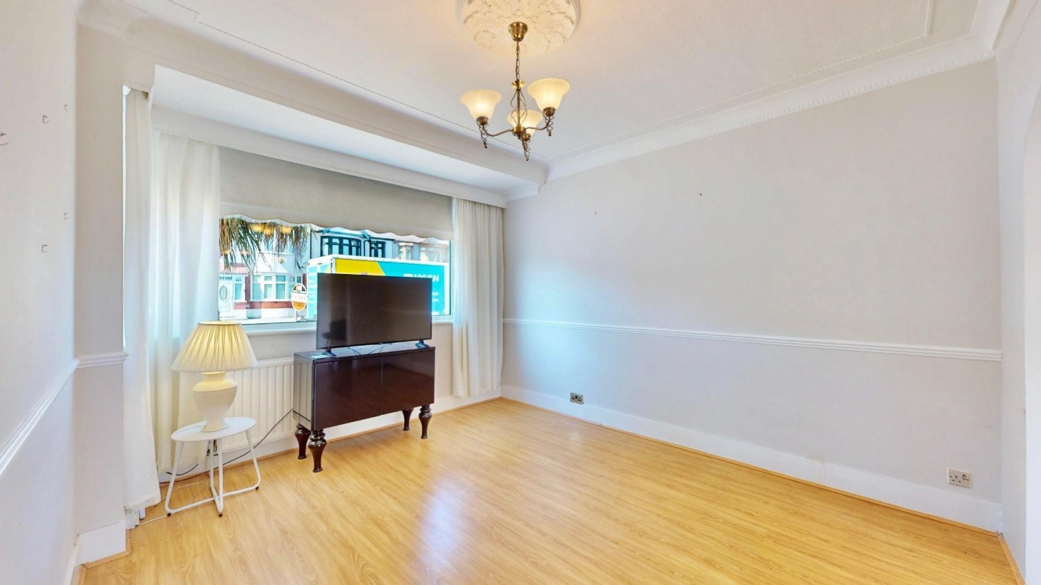 Grosvenor Road, Dagenham, RM8