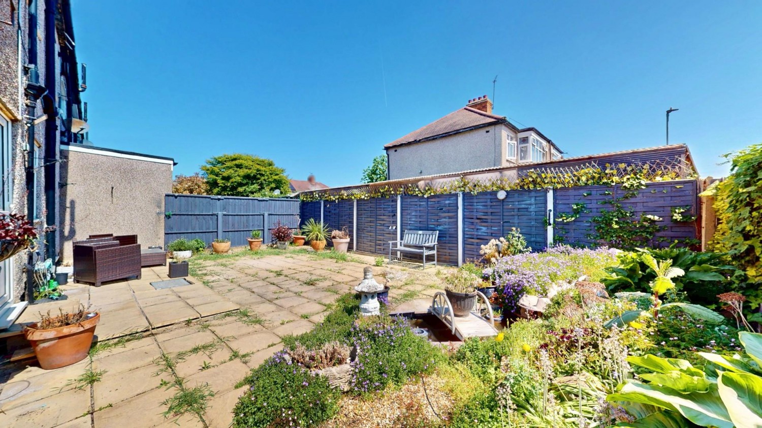 Grosvenor Road, Dagenham, RM8