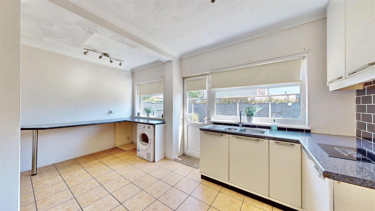 Grosvenor Road, Dagenham, RM8