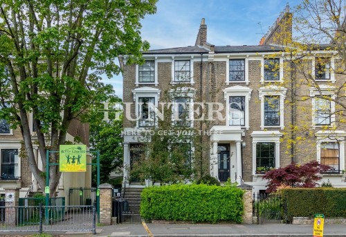 Clissold Road, London, N16