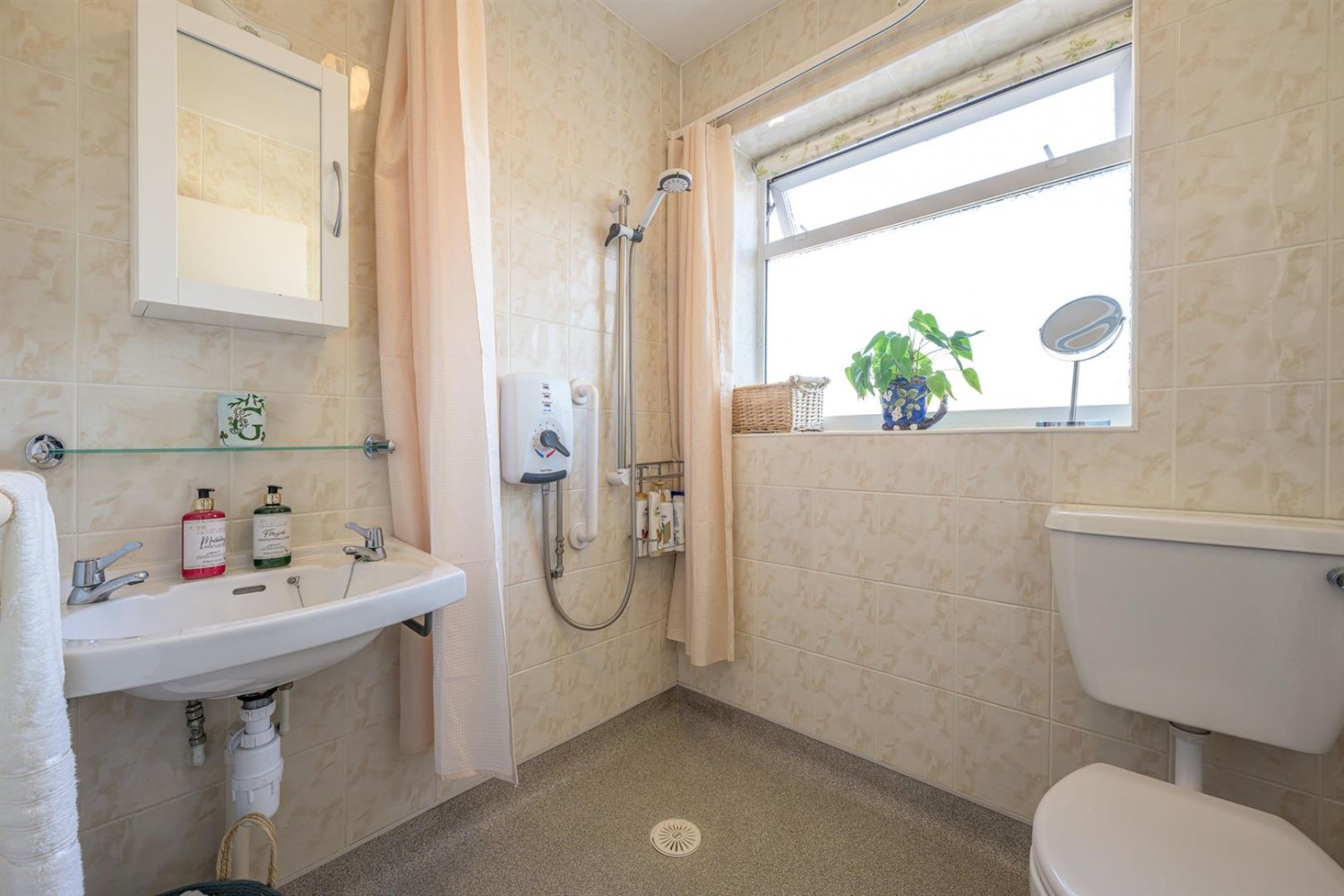 Woodland Close, Pedmore, Stourbridge, DY9 0TQ