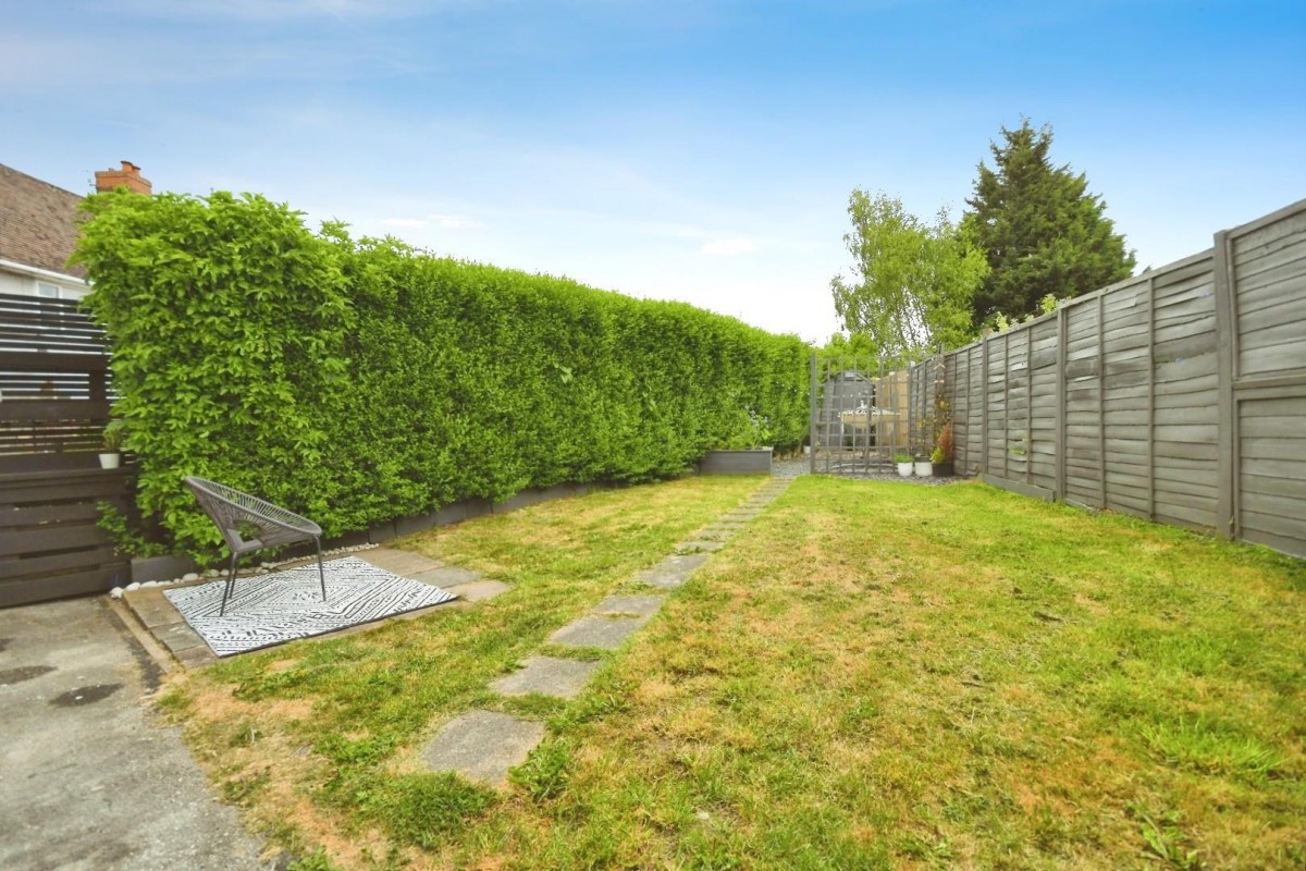 Hill Top Road, Old Whittington, Chesterfield, S41 9NQ