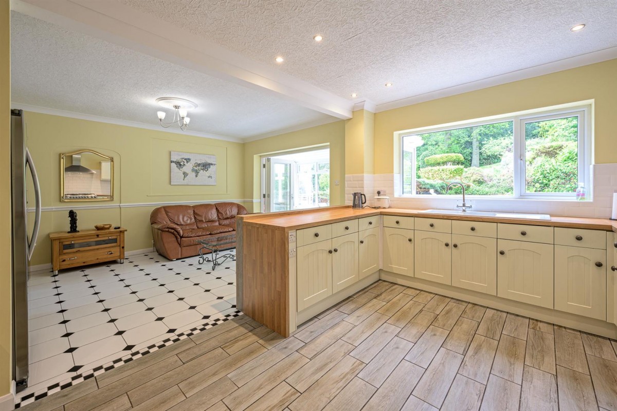 Spring Kell House, Bridgnorth Road, Stourton, Stourbridge, DY7 6RY