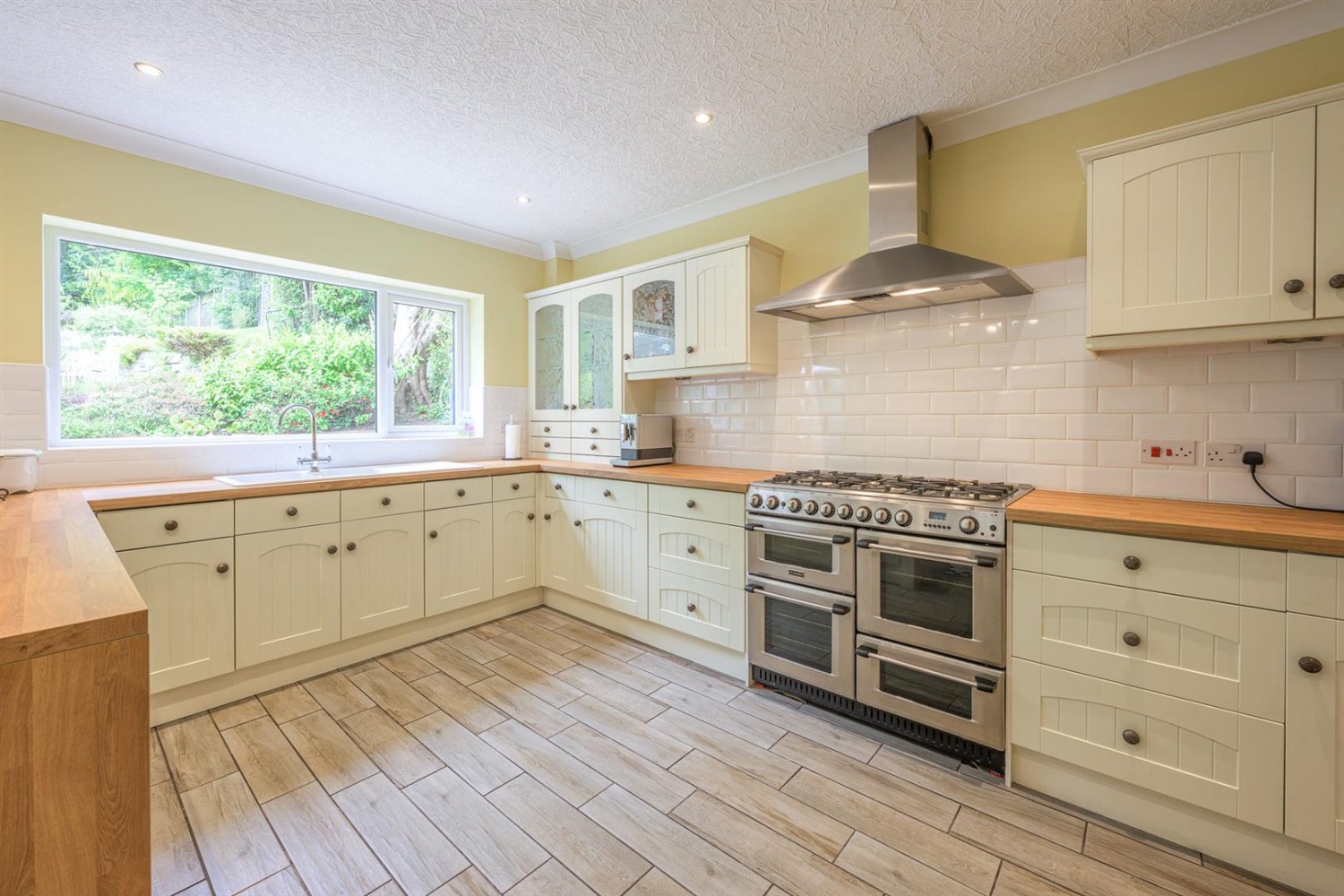 Spring Kell House, Bridgnorth Road, Stourton, Stourbridge, DY7 6RY