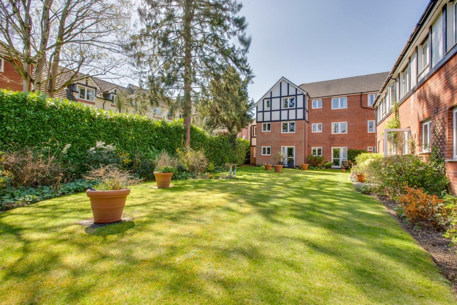 Archer Court, Chesham Road, Amersham, Buckinghamshire, HP6 5UL