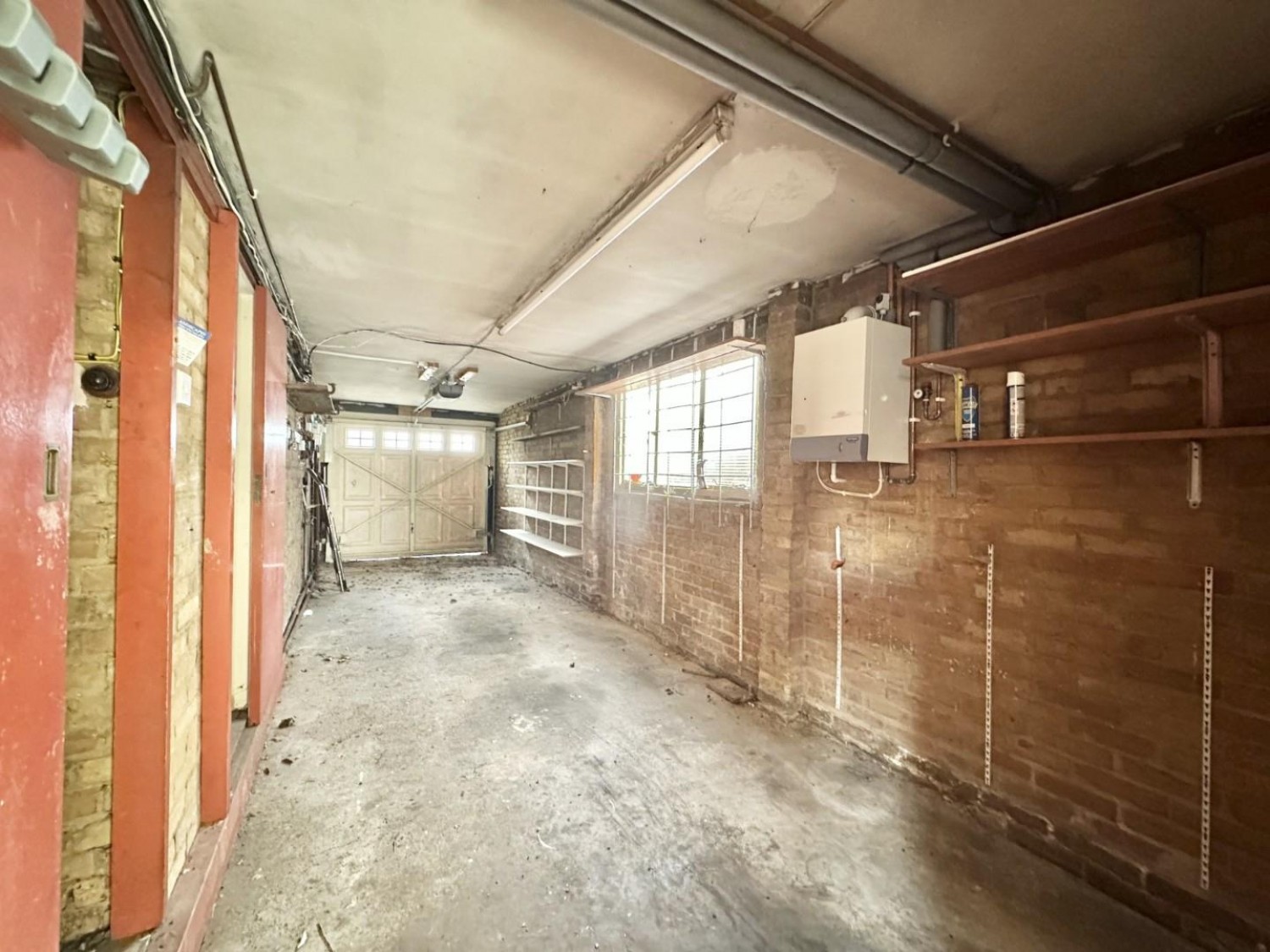 Woodstock Drive, Ickenham, UB10 8EQ