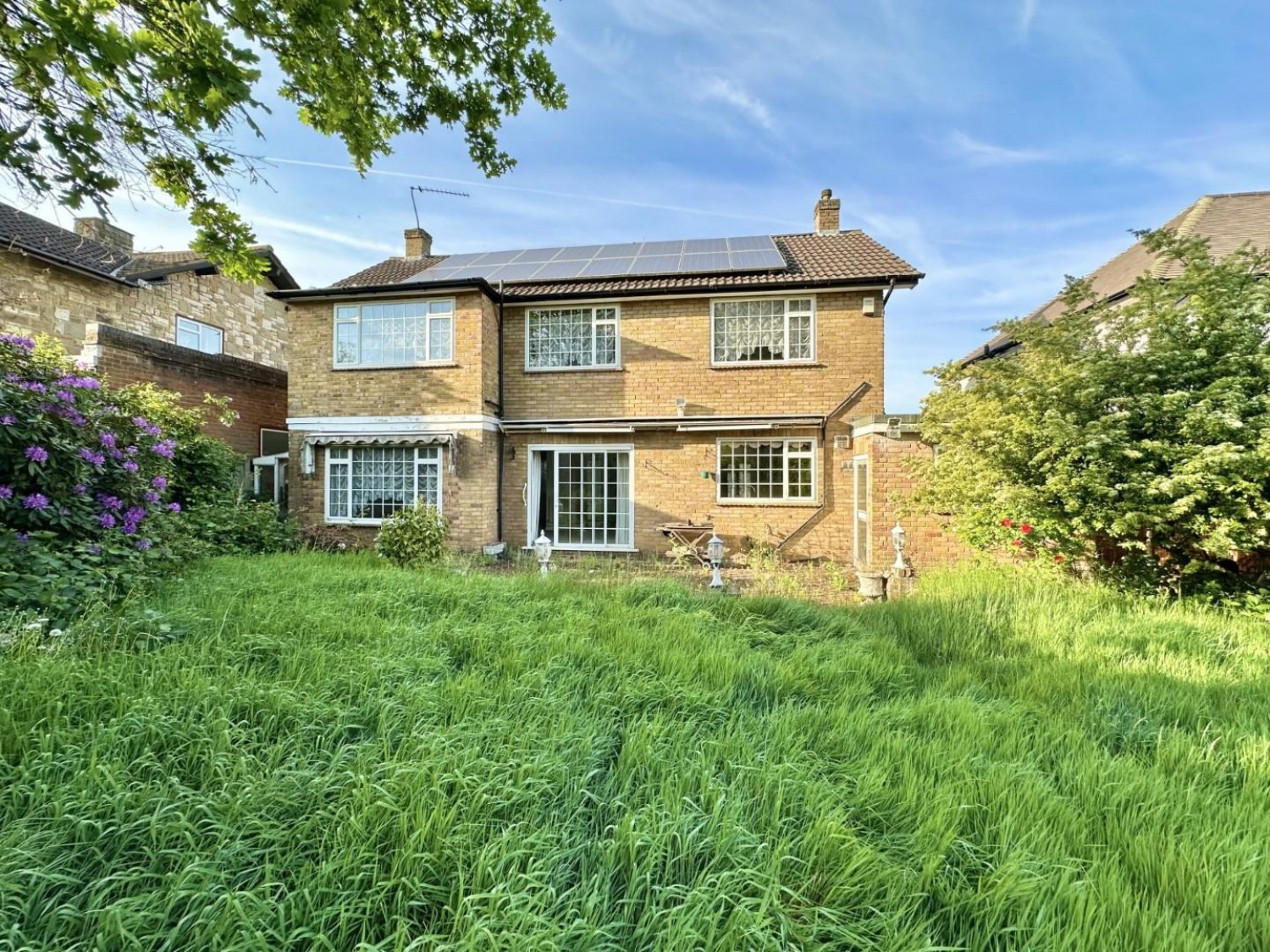 Woodstock Drive, Ickenham, UB10 8EQ