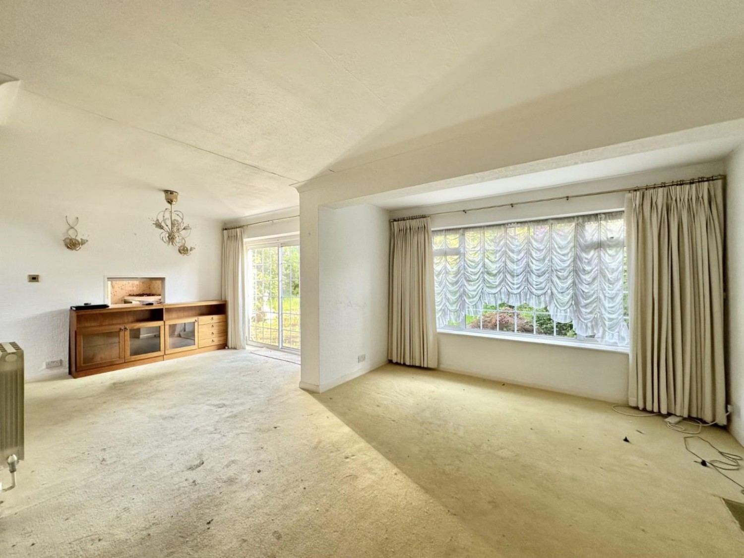 Woodstock Drive, Ickenham, UB10 8EQ