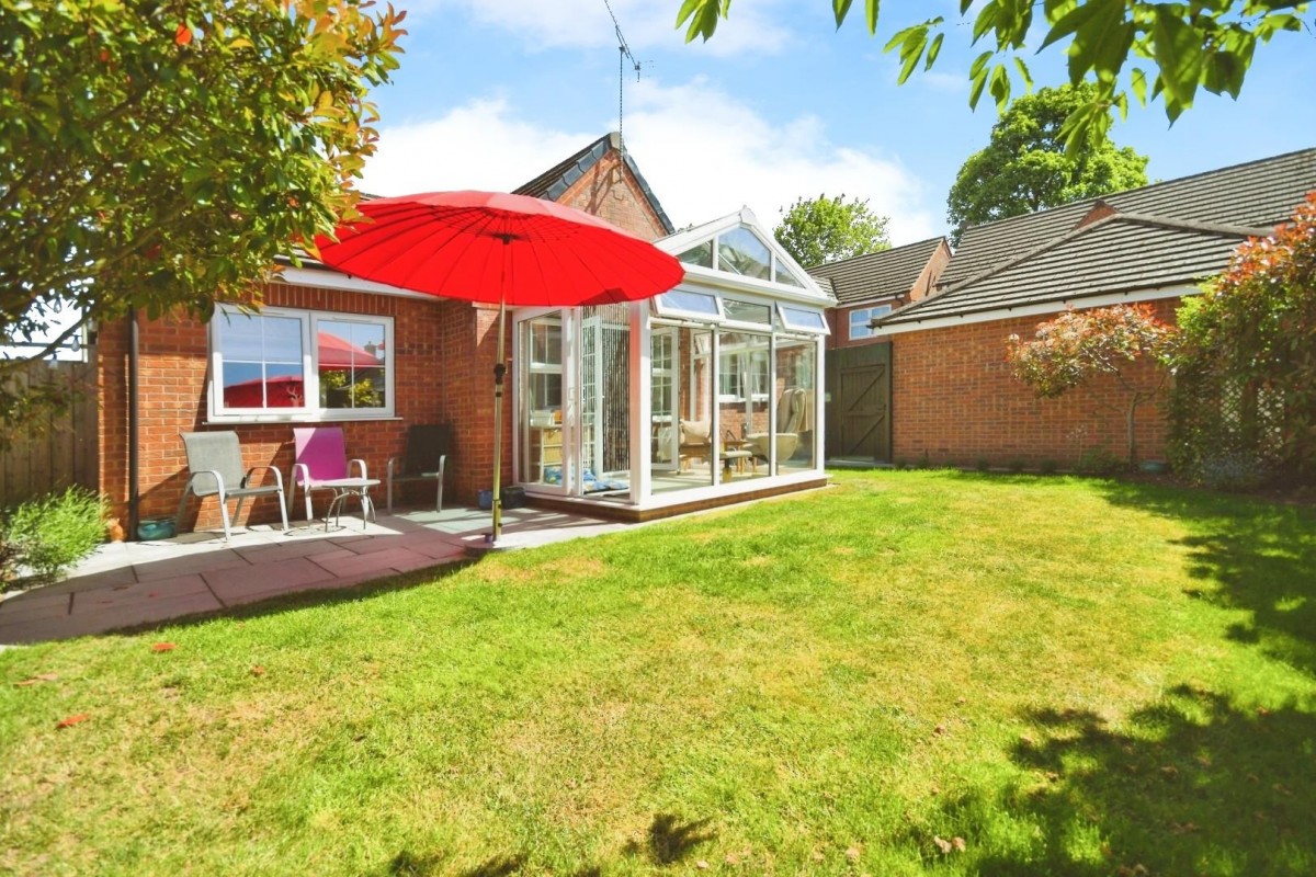 Ralley Close, Holmewood, Chesterfield, S42 5SE