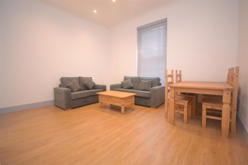 London Road, Reading , Berkshire, RG1 5DE