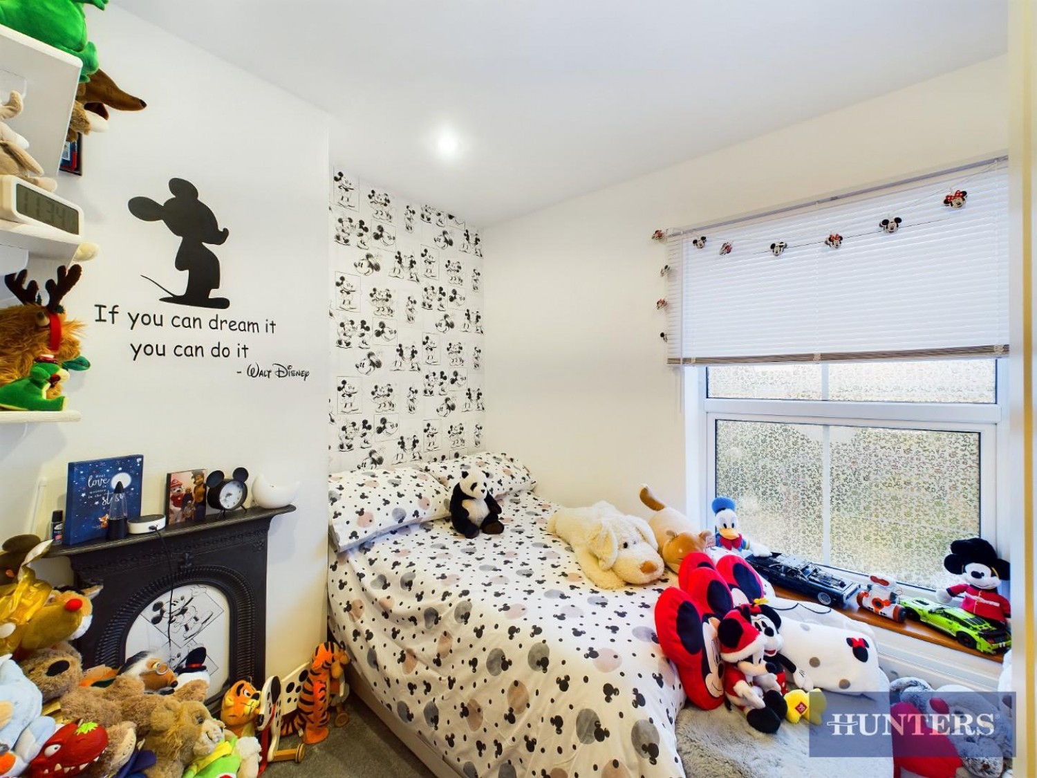 Finley Cottages, Sewerby, YO15 1EG