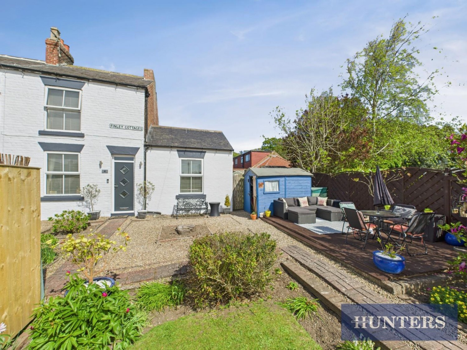 Finley Cottages, Sewerby, YO15 1EG