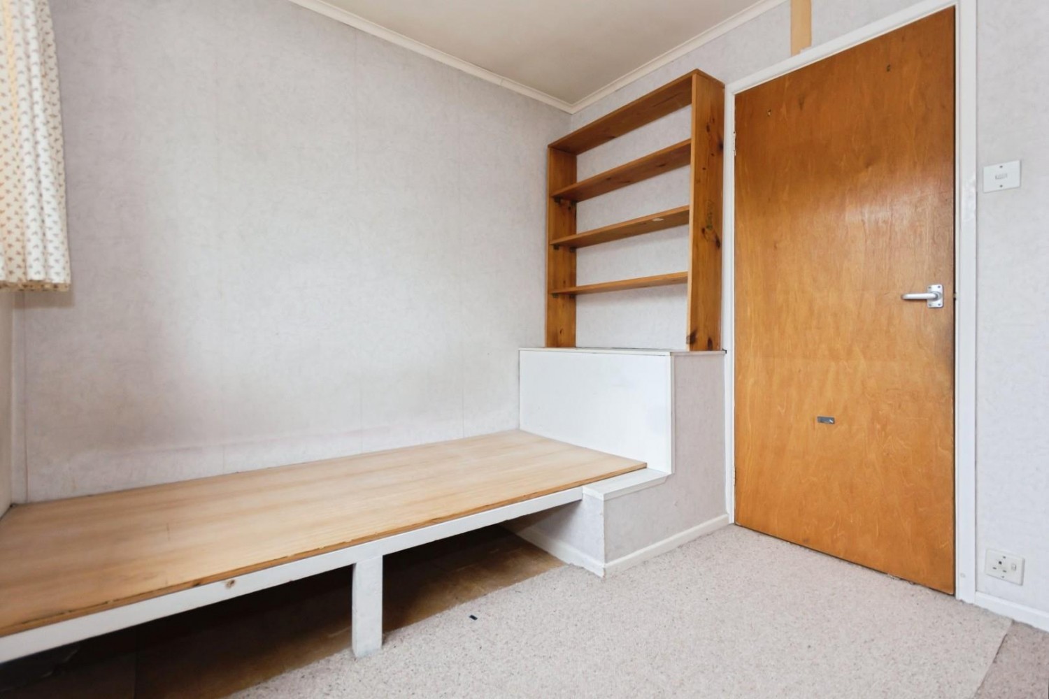 Leafield Road, Solihull