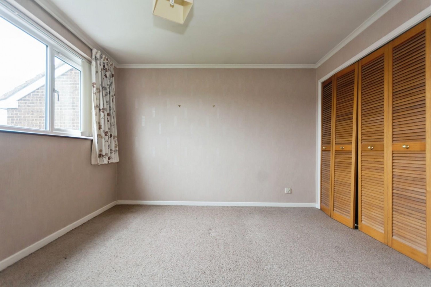 Leafield Road, Solihull