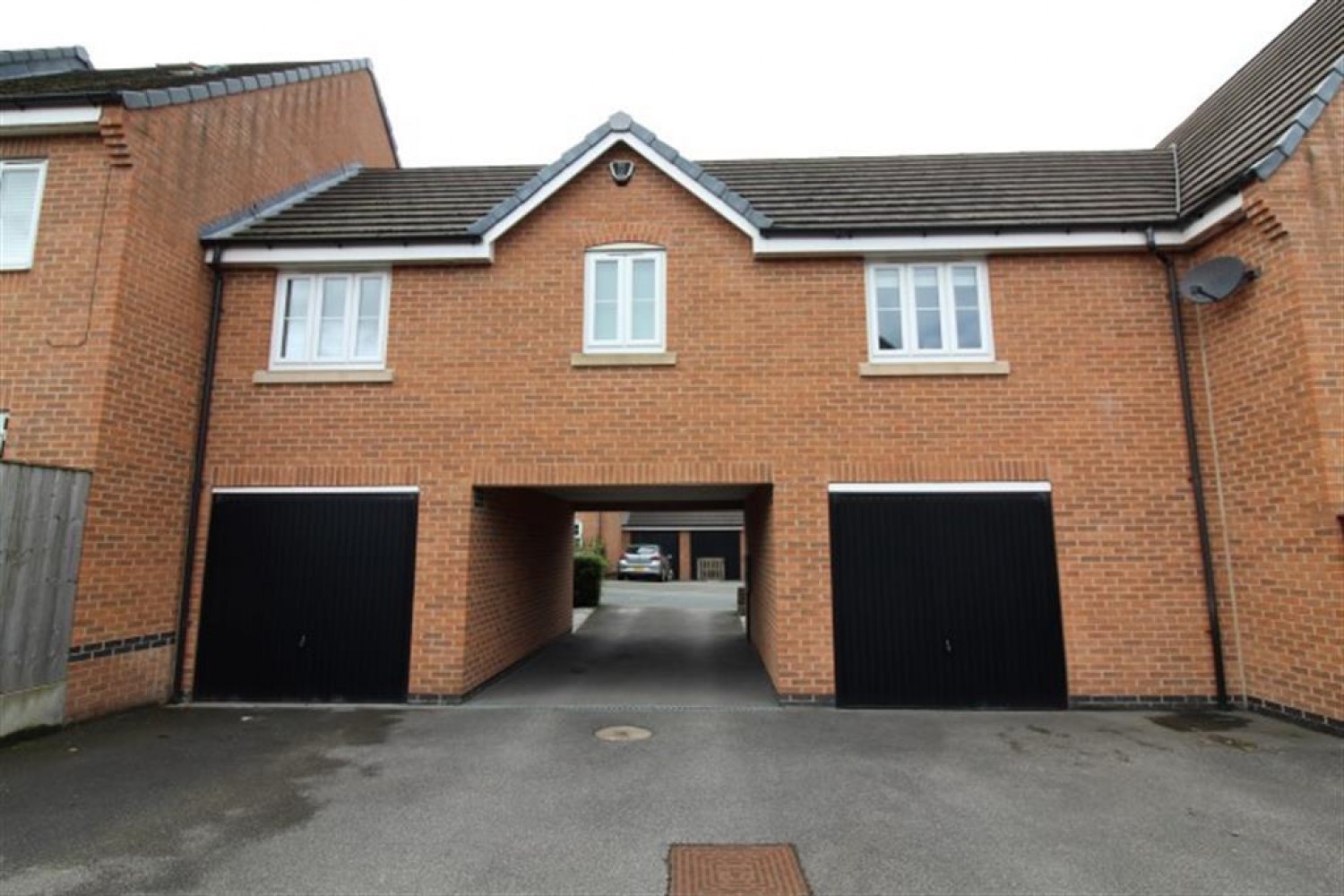 2 bedroom Flat for sale in Henry Grove, Pudsey, LS28