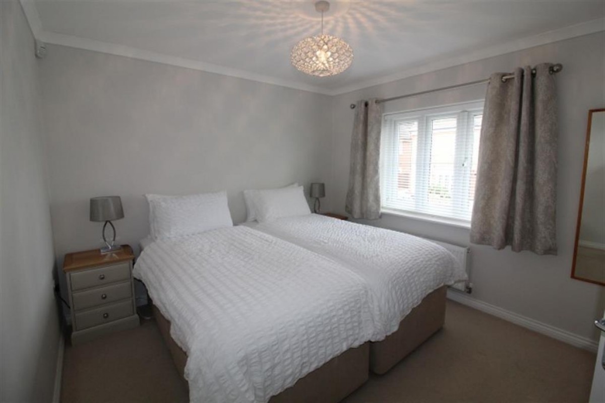 Henry Grove, Pudsey, LS28
