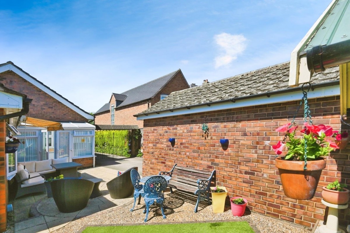 148, Comberford Road