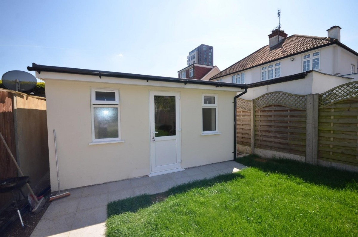 Greenway Gardens, London, NW9