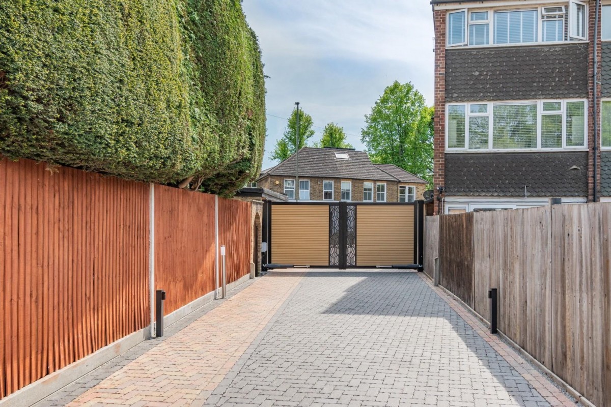 Artisan Mews, Park Road, Bromley