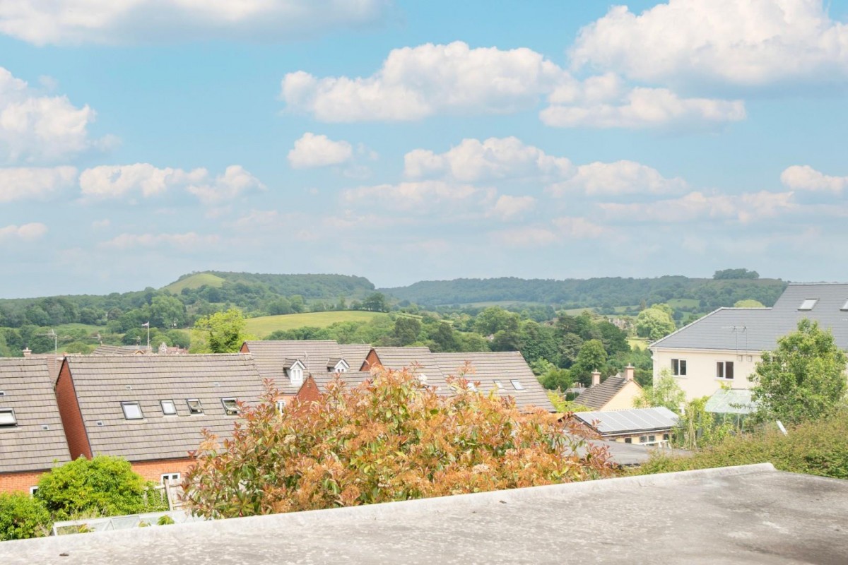 Hunger Hill, Dursley, GL11 4JR