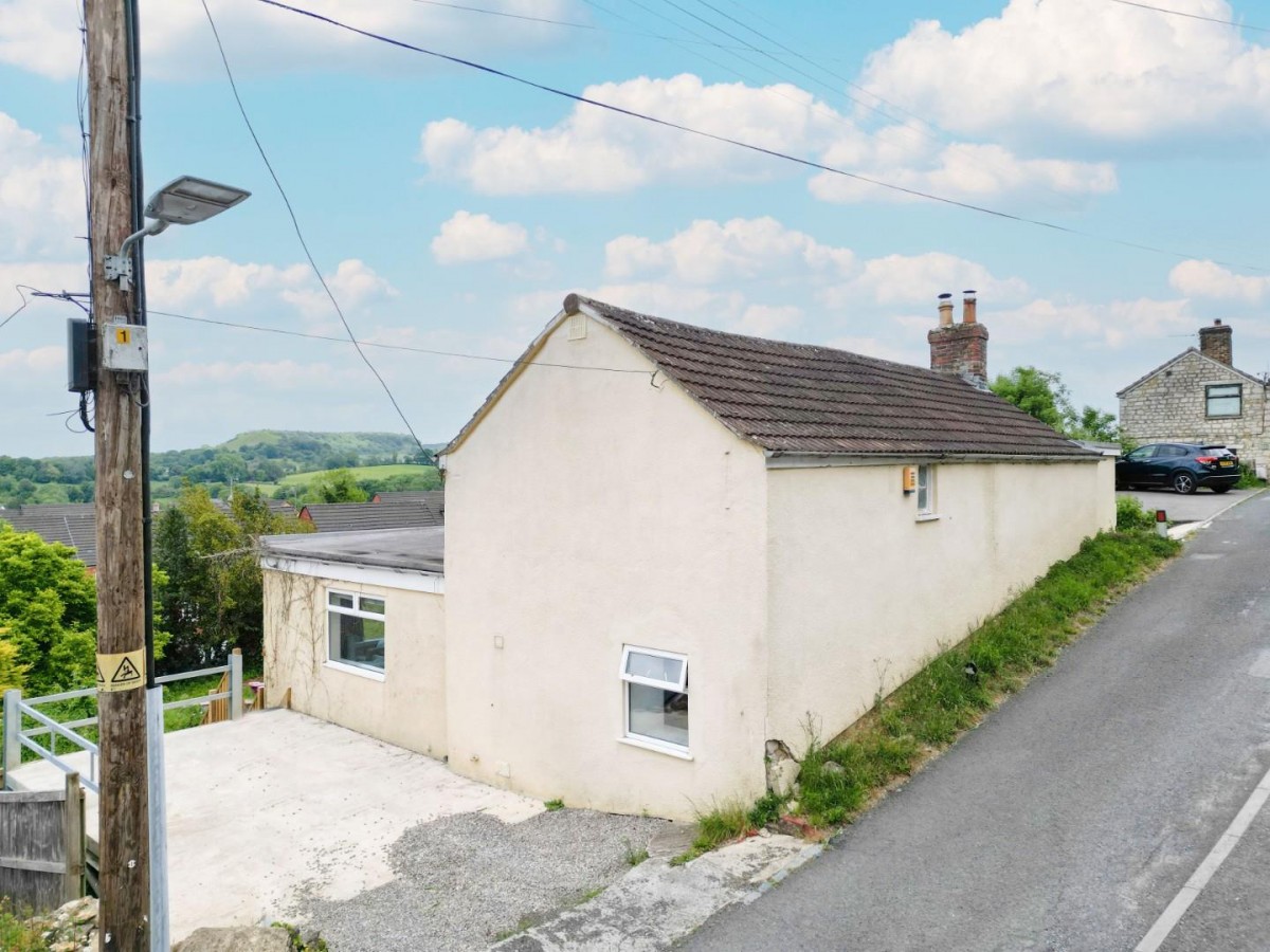 Hunger Hill, Dursley, GL11 4JR