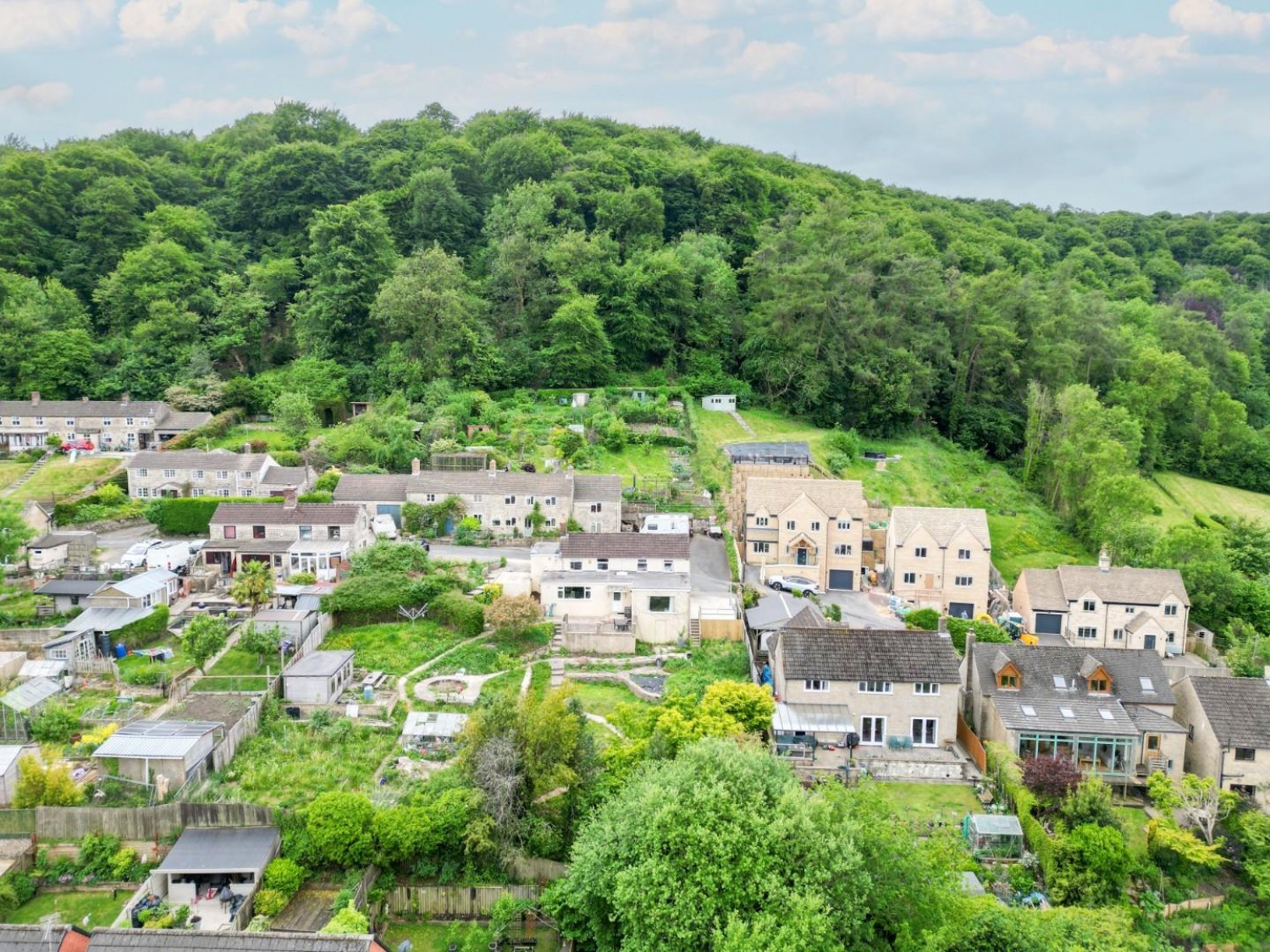 Hunger Hill, Dursley, GL11 4JR